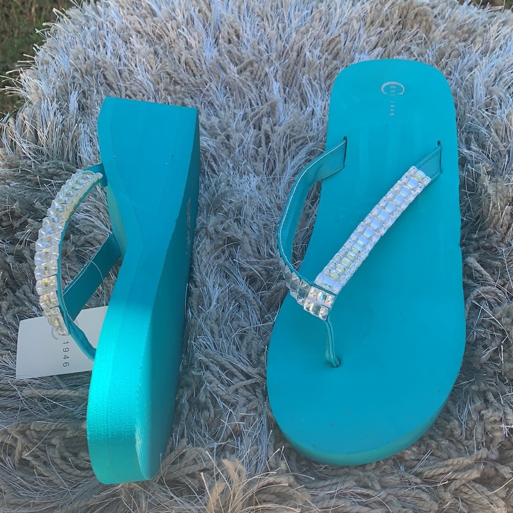 Blue Sandals - Picture 2 of 3